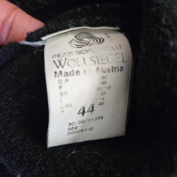 Giesswein Womens Old Money Vtg Boiled Wool Austrian Trachten Cardigan 16 (EU 44) - Picture 9 of 12